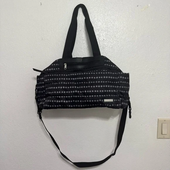 Skip Hop - Riverside Ultra Light Diaper Satchel, Black Dot - Picture 2 of 5